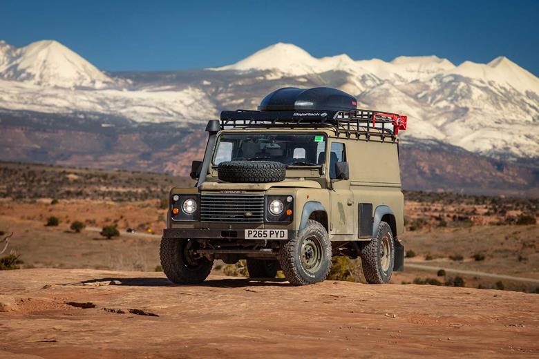 Exomader Rover Roaming Reckless: Woman and Dog Travel America in Right-Hand-Drive ...